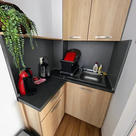 Апартаменти Two-bedroom In The Center Варна